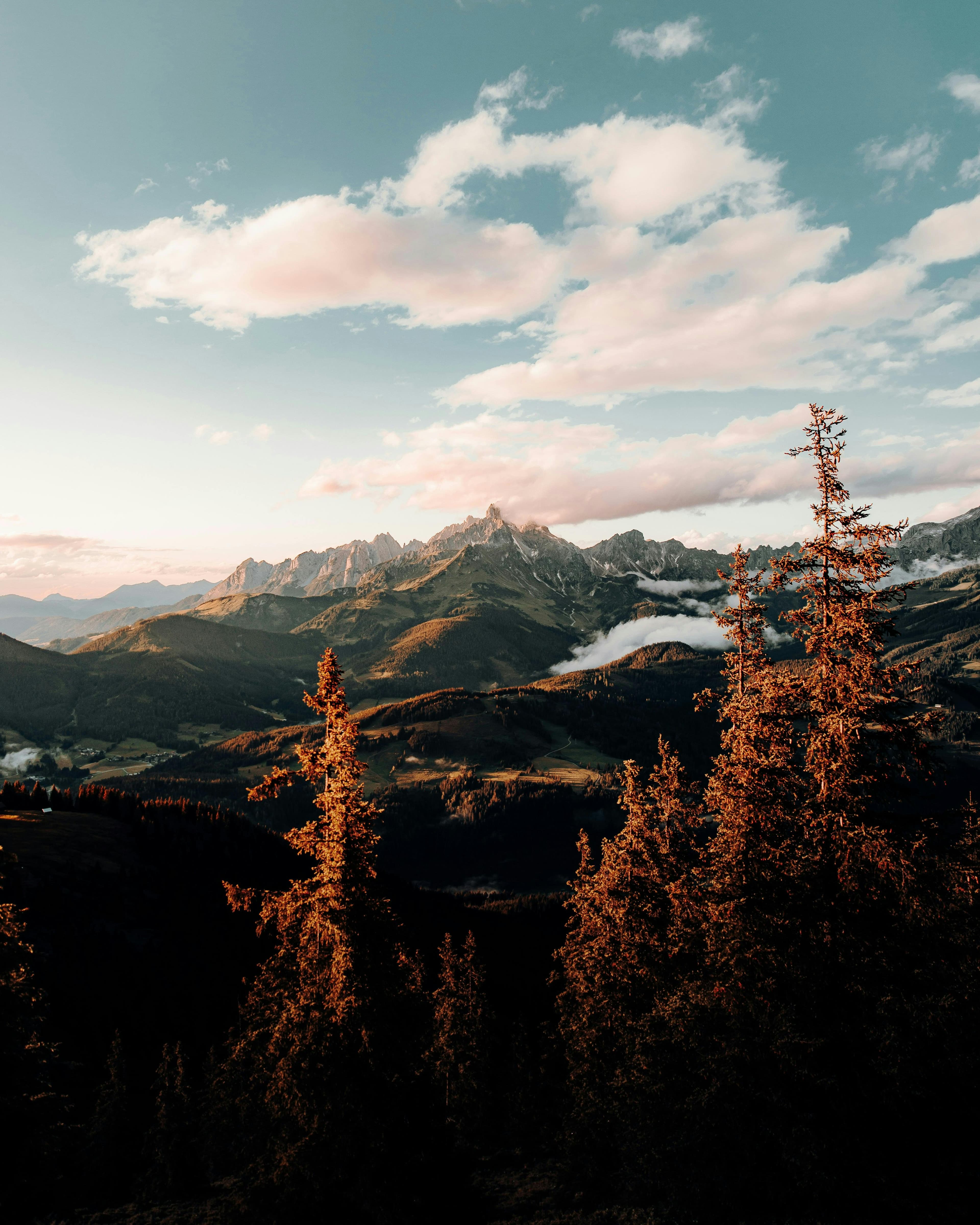 Seasonal Guides on a Dime: Affordable Outdoor Adventures Year-Round