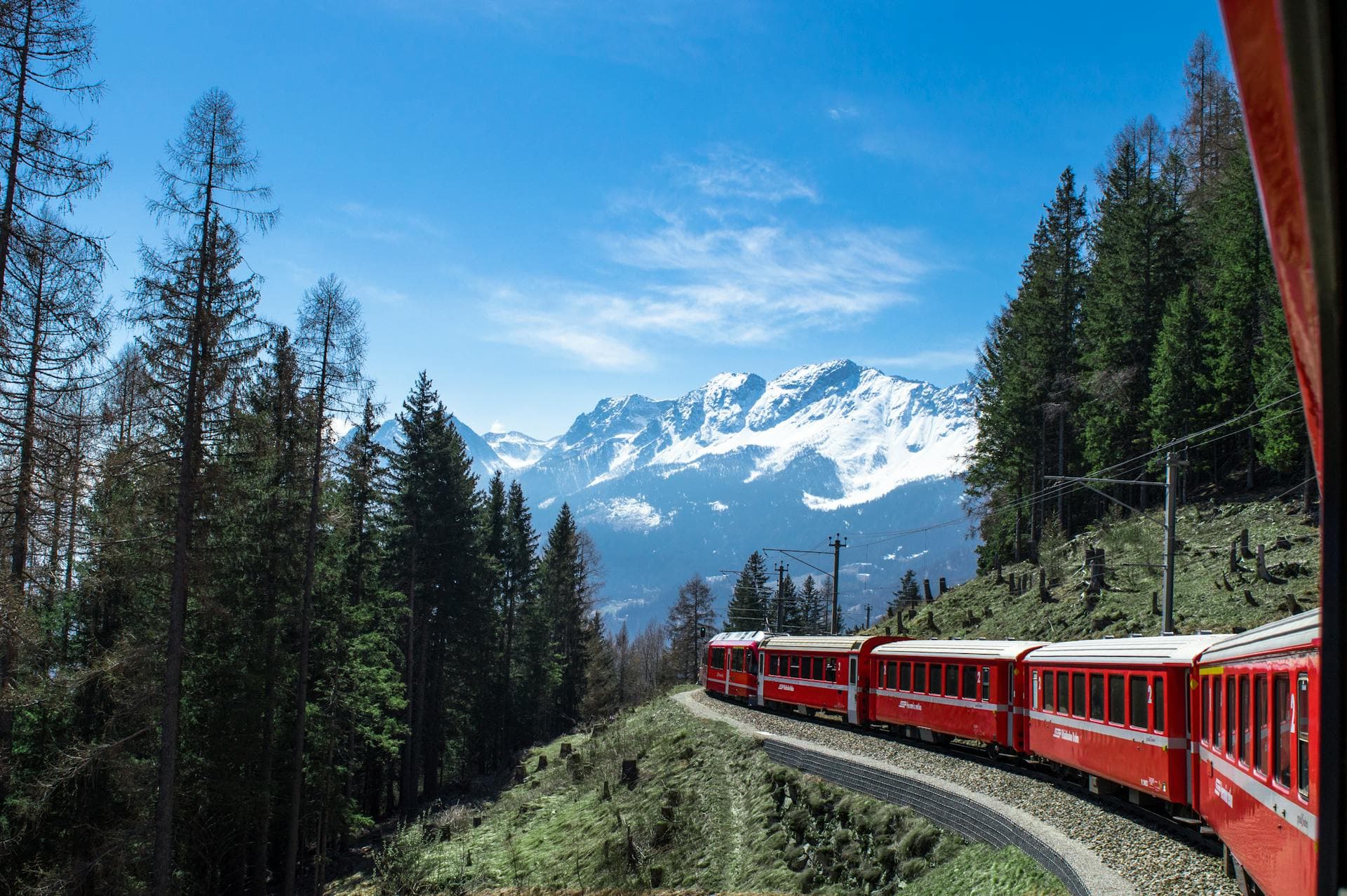 Public Transport vs. Car: The Ultimate Alps Budget Showdown